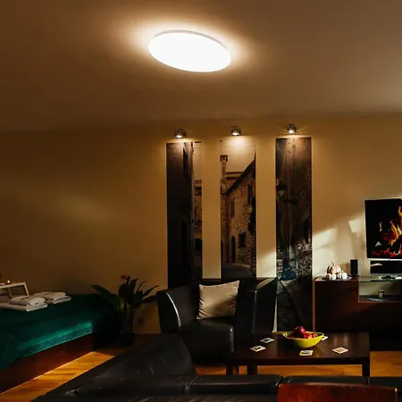 Apartamento Maya's Flats & 35 - Chlebnicka Street, Old