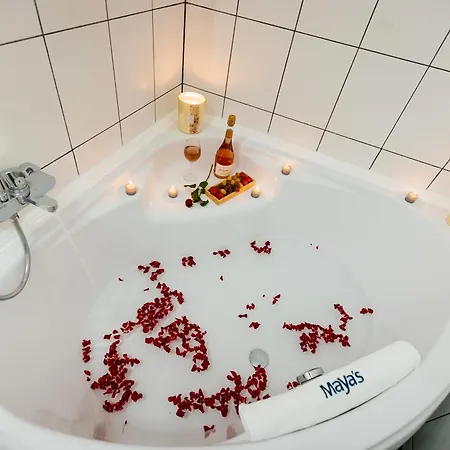 Apartamento Maya's Flats & 35 - Chlebnicka Street, Old *