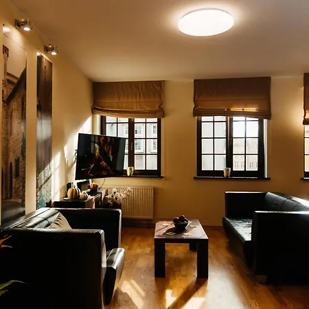 Maya's Flats&resorts 35 - Chlebnicka Street, Old Lägenhet