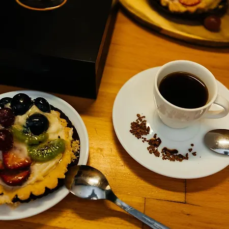 Maya's Flats & 35 - Chlebnicka Street, Old *